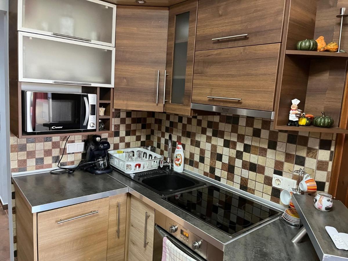 Brookforest Family Apartman Hajduszoboszlo Bagian luar foto