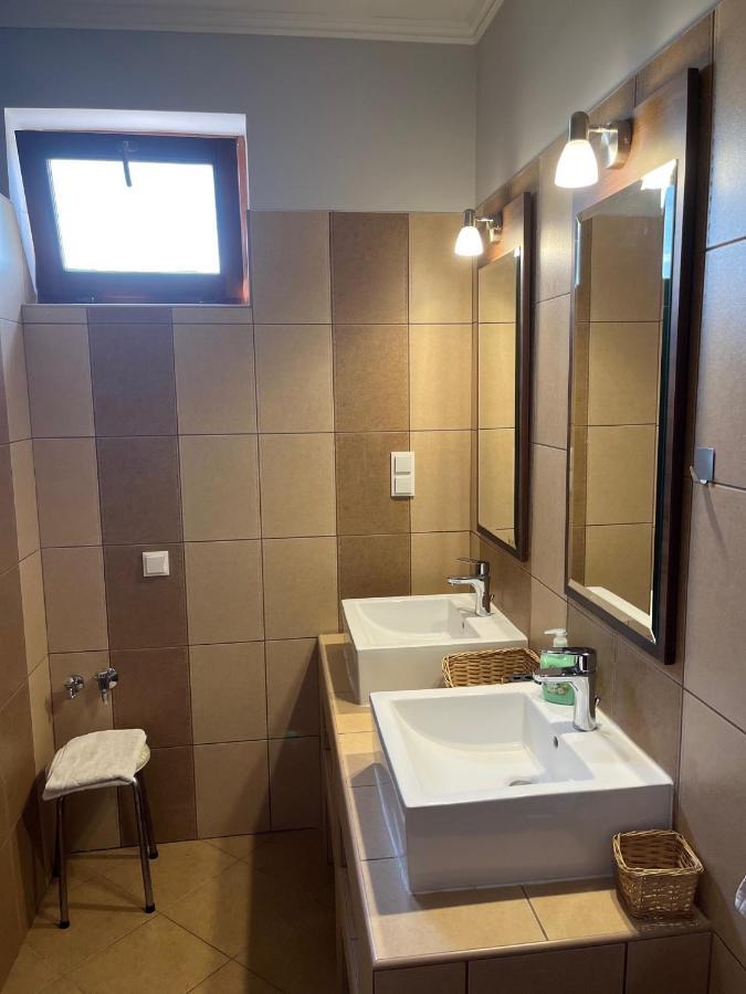 Brookforest Family Apartman Hajduszoboszlo Bagian luar foto