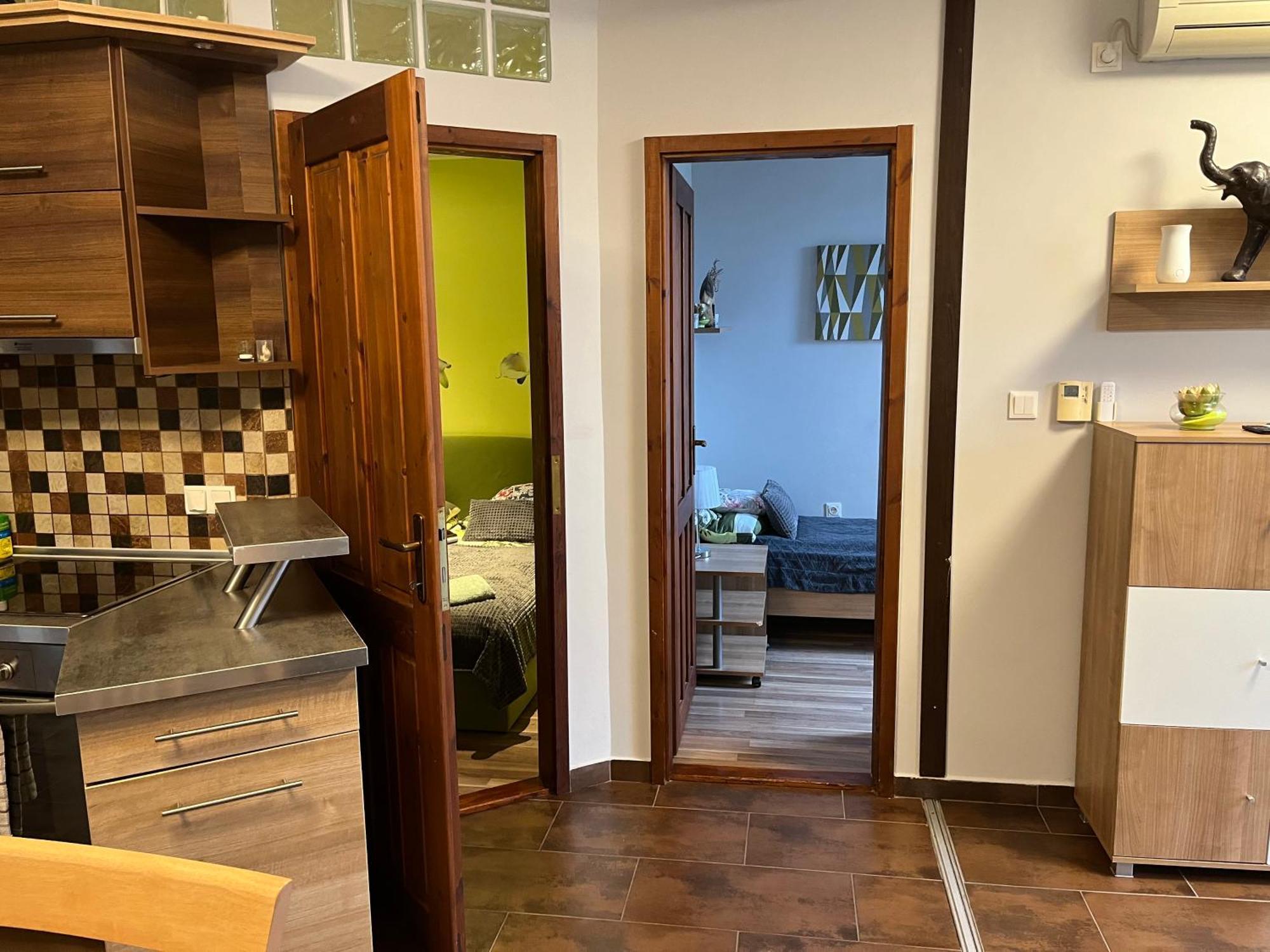 Brookforest Family Apartman Hajduszoboszlo Bagian luar foto