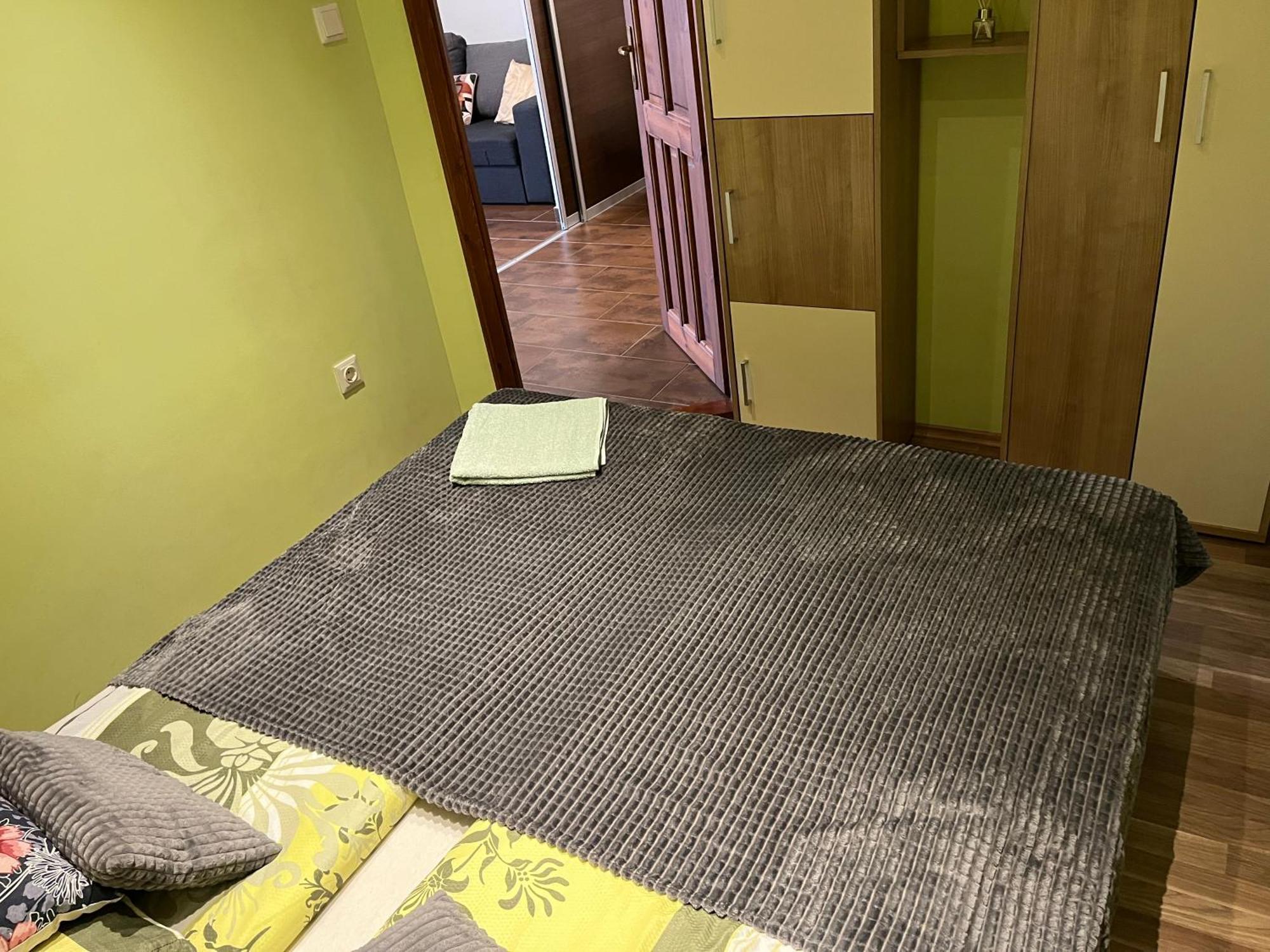 Brookforest Family Apartman Hajduszoboszlo Bagian luar foto